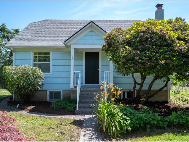 House for sale in Ridgefield, Washington