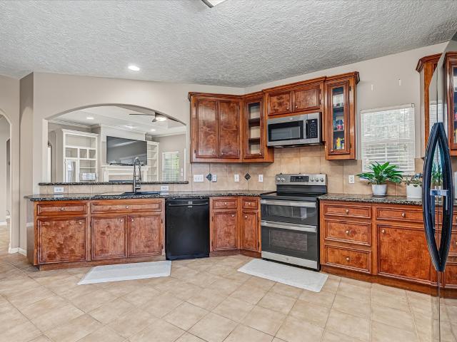 House for sale in Porter, Montgomery County