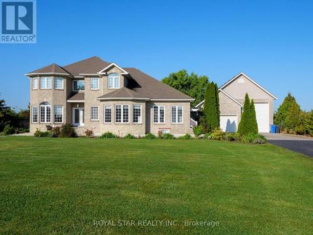 House for sale in Lakeshore, Ontario