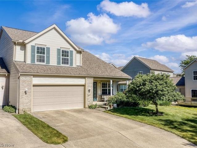 Townhouse for sale in Summit, Ohio