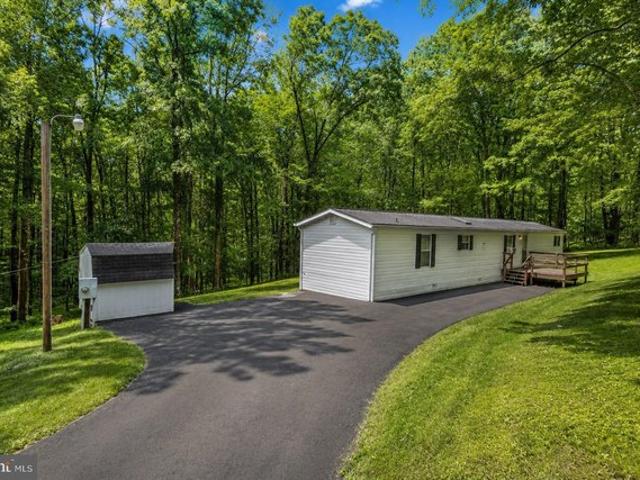 House for sale in Garrett, Maryland