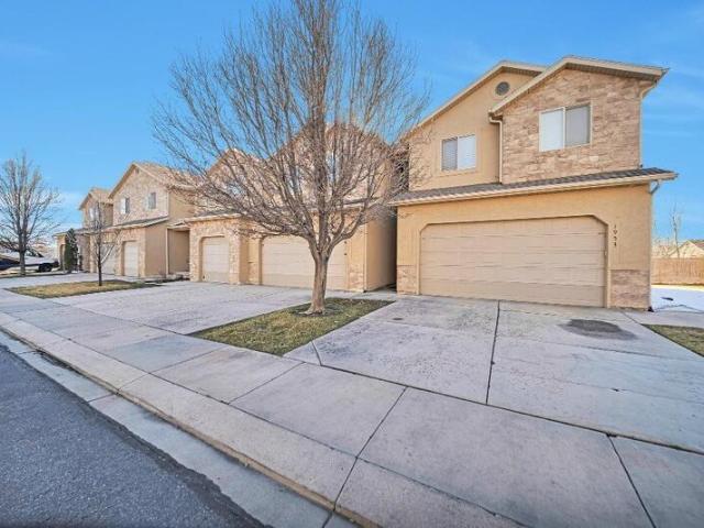 Townhouse for sale in Lehi