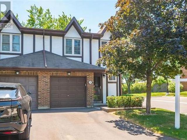 Townhouse for sale in Mississauga, Ontario