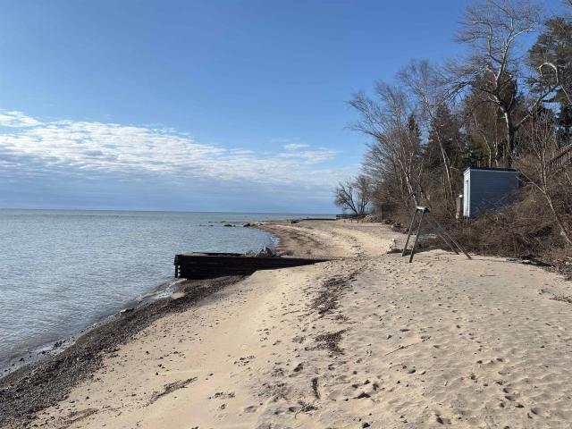House for sale in Carsonville
