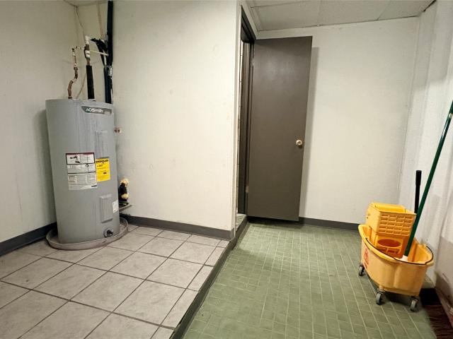 House for sale in Village Mills, Texas