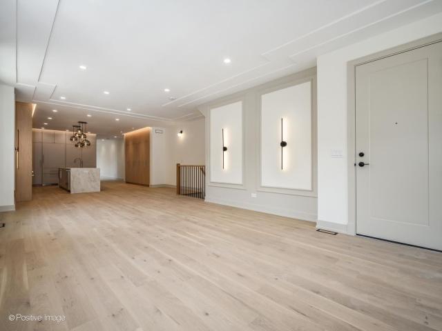 Condo for sale in Chicago Park, Illinois