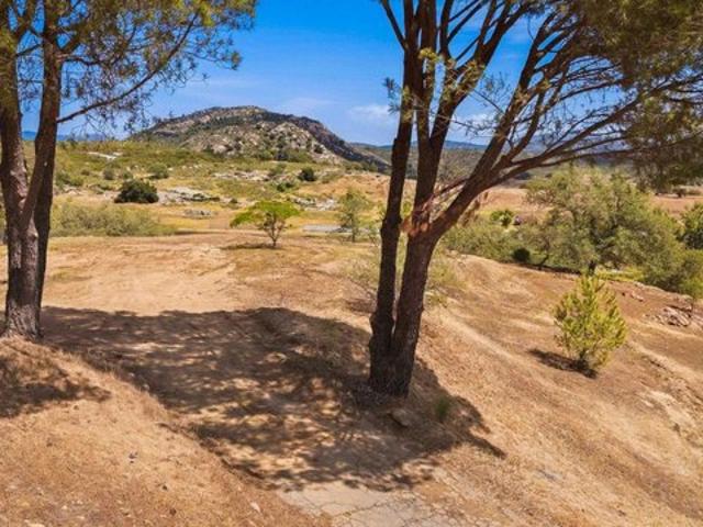 Land for sale in Ramona, California