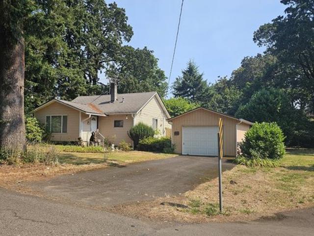 House for sale in Oregonia