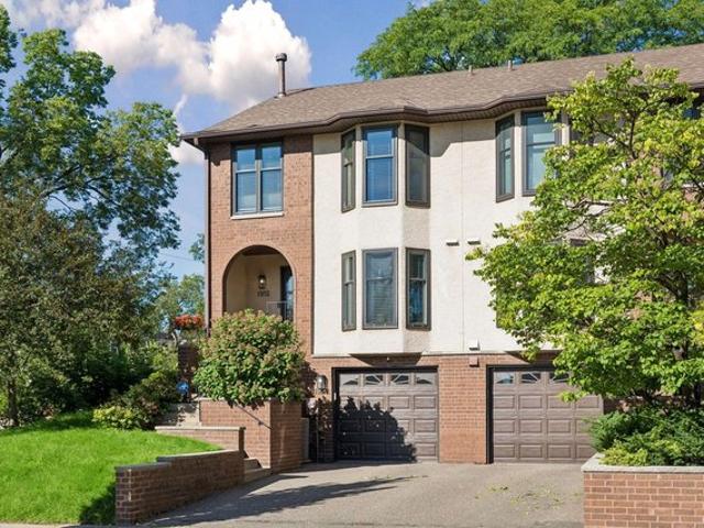 Townhouse for sale in Hennepin, Minnesota