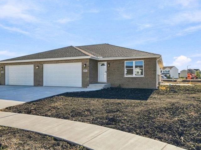 Townhouse for sale in Morris, Grundy County