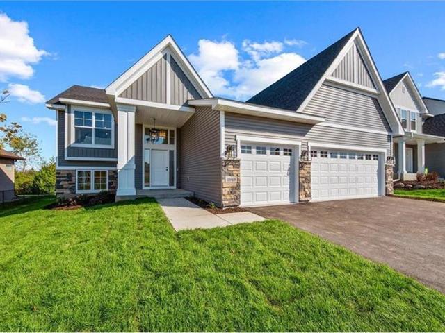 House for sale in Shakopee, Minnesota