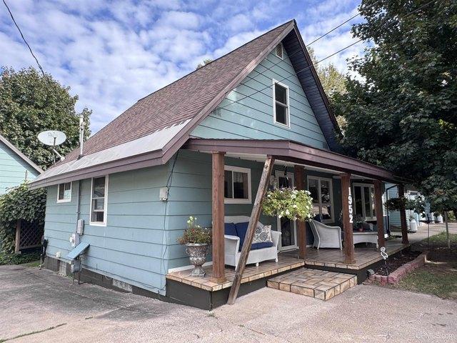 House for sale in Norwood Apartments, Marquette