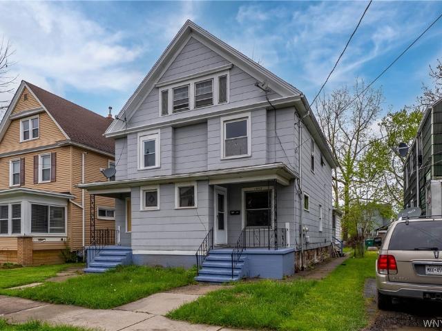 House for sale in Niagara, New York