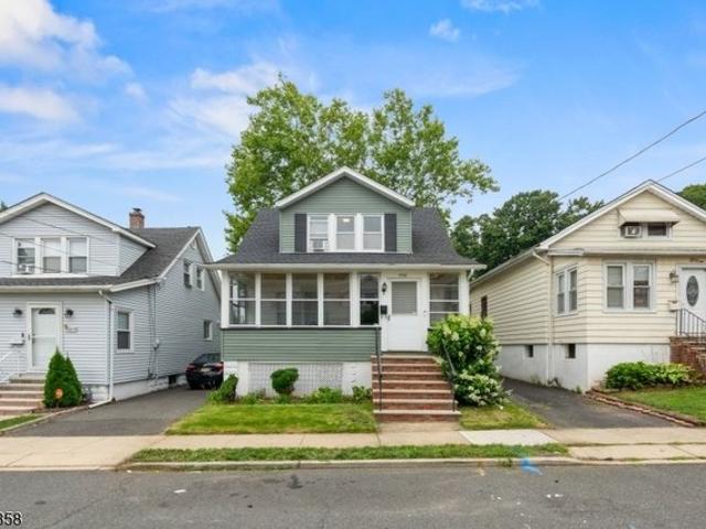 House for sale in Asbury, New Jersey
