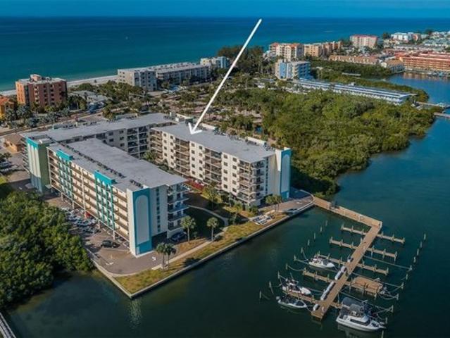 Condo for sale in Indian Shores, Pinellas County