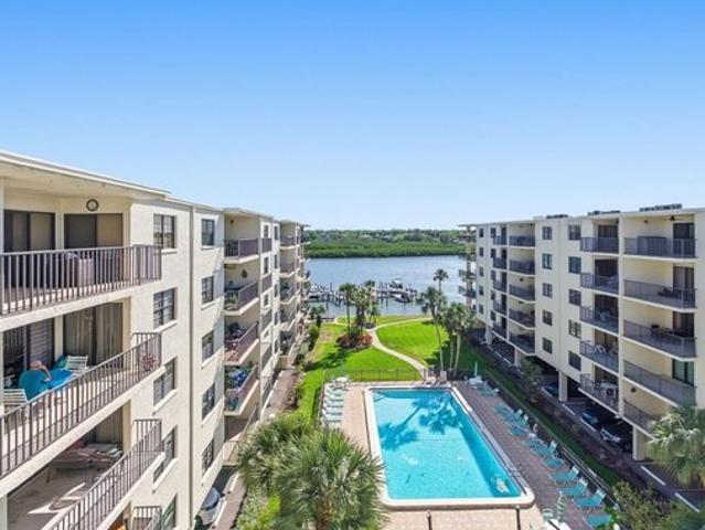Condo for sale in Florida