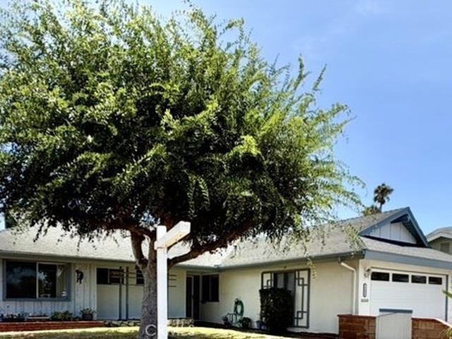 House for sale in Huntington Beach, California