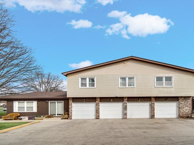 Condo for sale in Mokena, Illinois