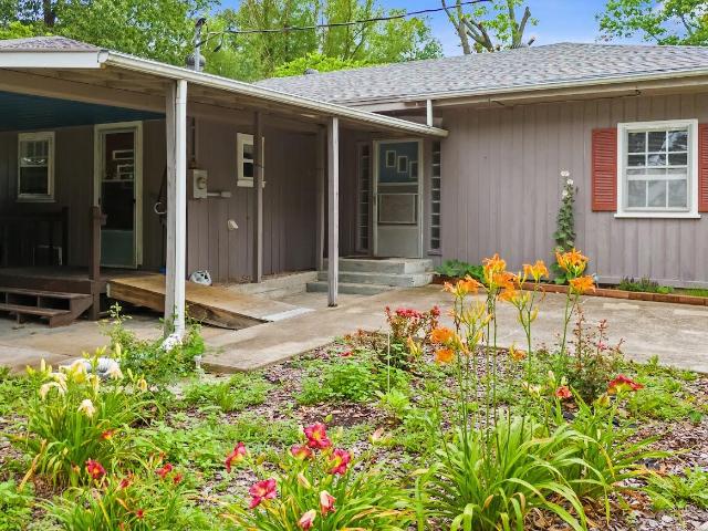 House for sale in Barry, Missouri