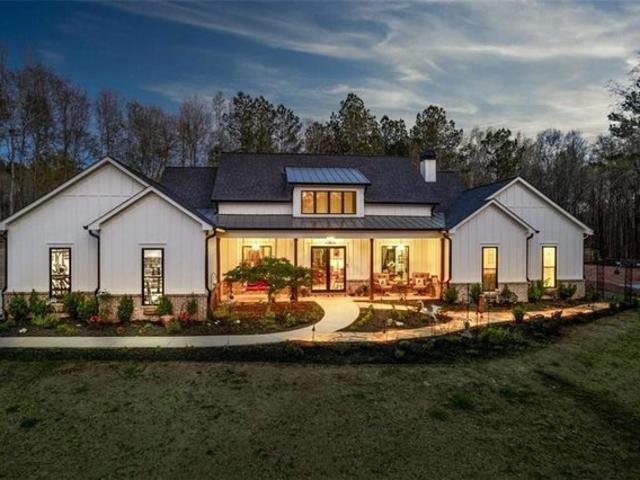 House for sale in Monroe, Georgia