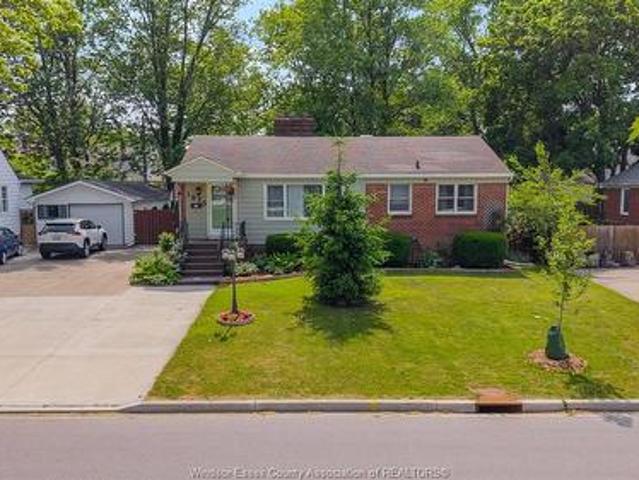 House for sale in Maidstone, Ontario