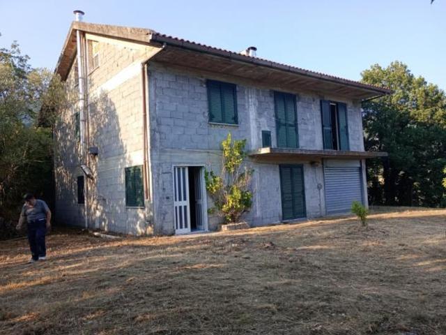 Villa Indipendente in vendita a Castello Del Matese, Campania