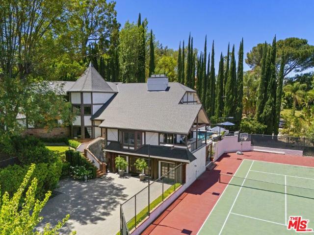 House for sale in Tarzana Neighborhood Council District, Canoga Park