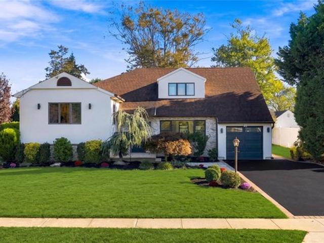 House for sale in Merrick, Nassau County