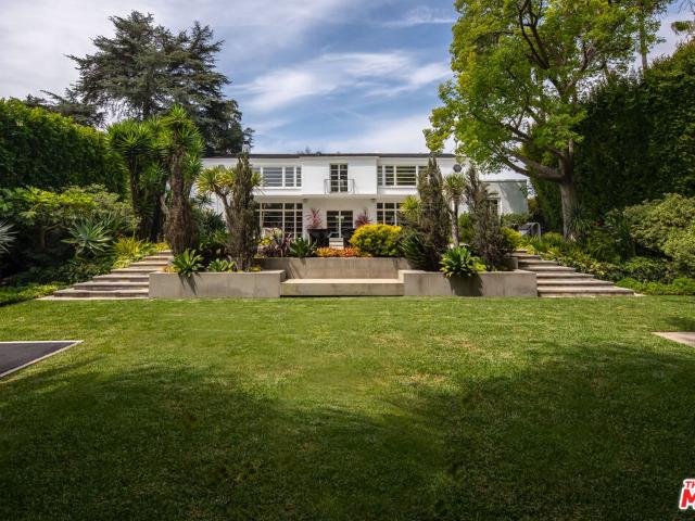Property for sale in Canoga Park, California