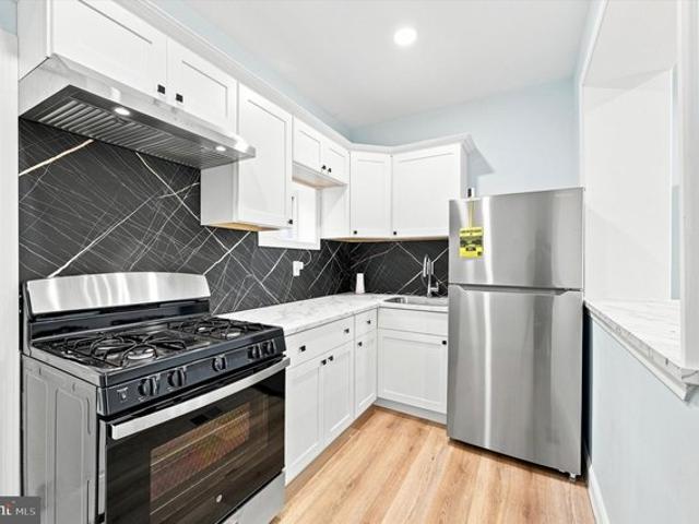 Townhouse for sale in Strawberry Mansion, Philadelphia