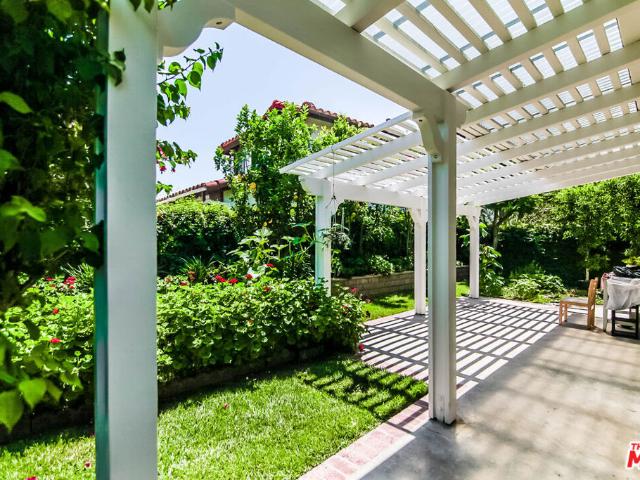 Property for rent in Canoga Park, California
