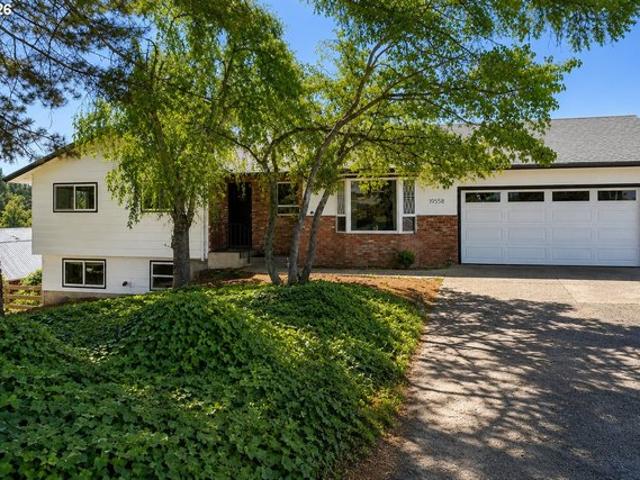 House for sale in Oregonia