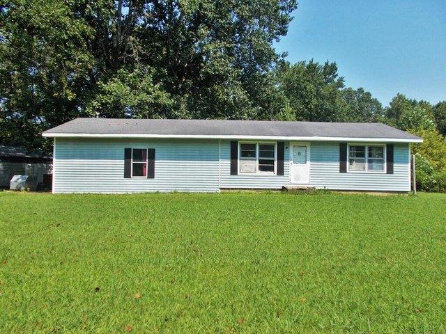 House for sale in Hollow Rock, West Tennessee