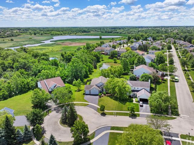 House for sale in Round Lake, Illinois