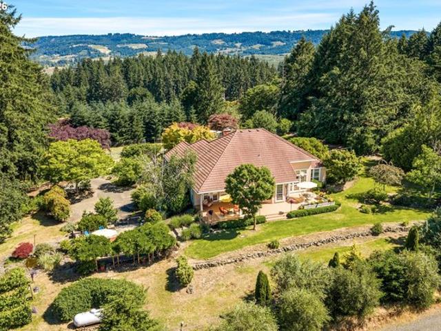 House for sale in Oregonia