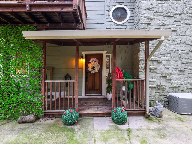 House for sale in Shasta, California