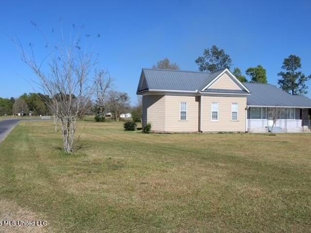 House for sale in Bogue Chitto, Mississippi