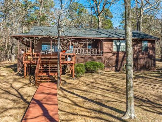 House for sale in Scroggins