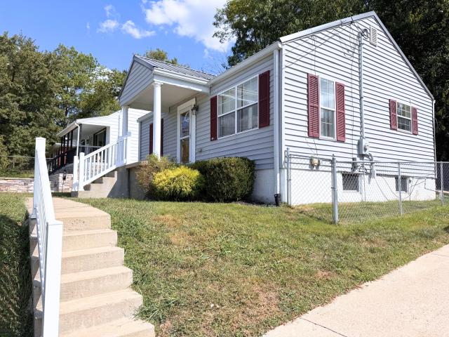 House for sale in Paris, Kentucky