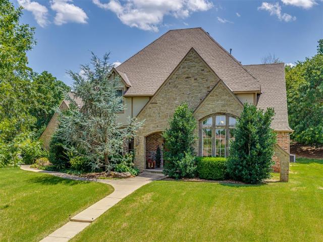 House for sale in Edmond, Logan County