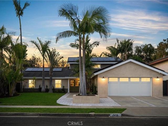 House for sale in Costa Mesa, California