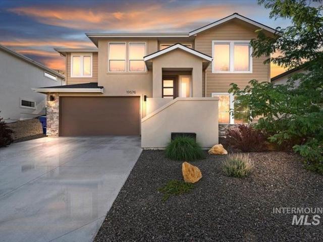 House for sale in Eagle, Idaho
