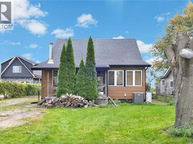House for sale in Amherstburg, Southwestern Ontario