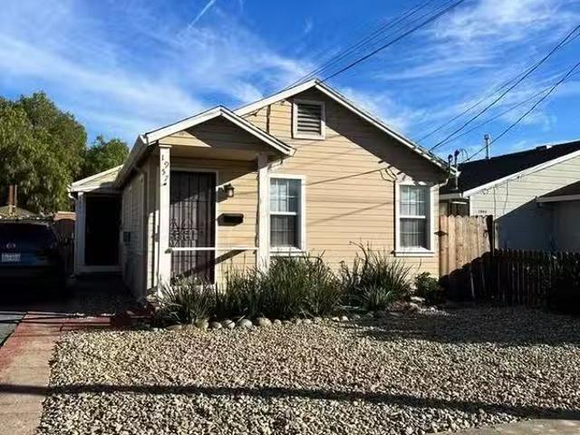Condo for rent in Hayward