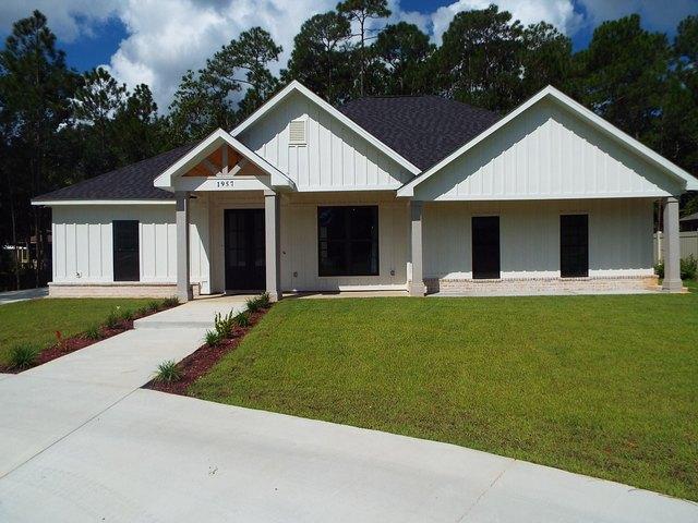House for sale in Navarre, Florida