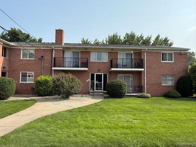 Condo for sale in Roseville, Michigan