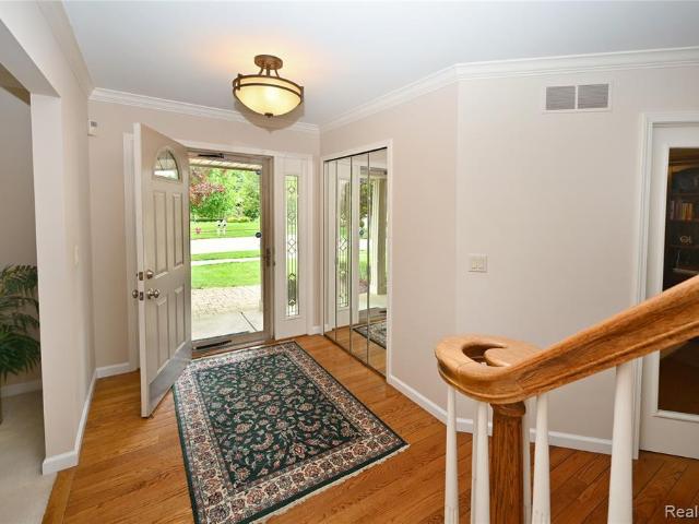 House for sale in Troy, Michigan