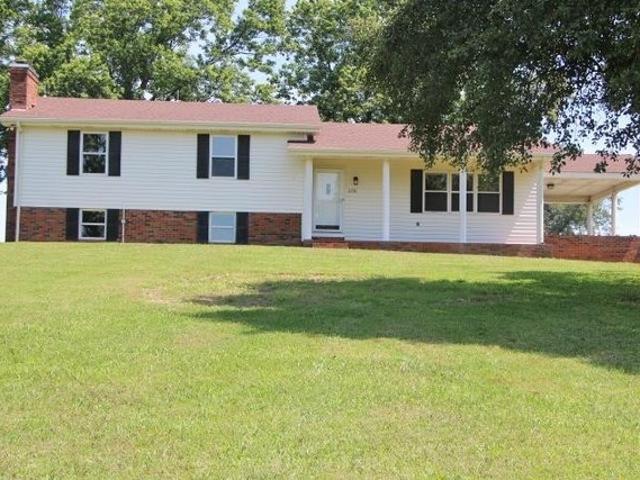 House for sale in Adolphus, Kentucky