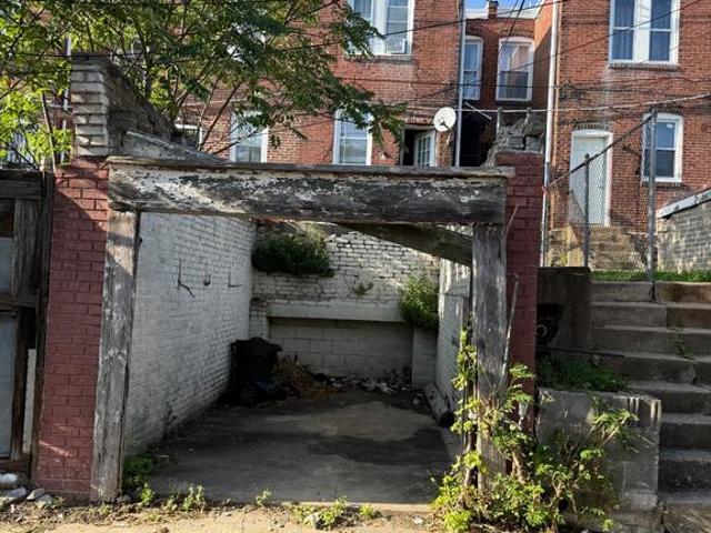 Townhouse for sale in Philadelphia, Pennsylvania