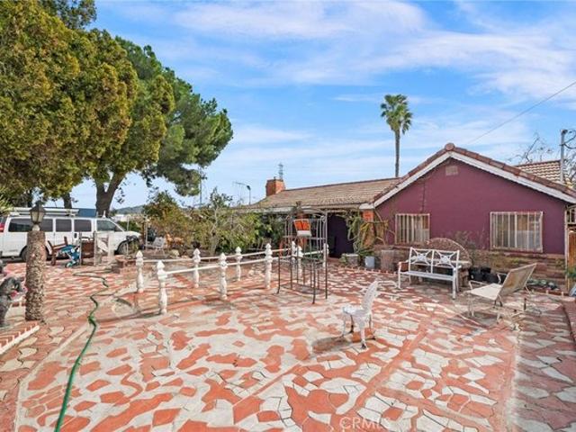 House for sale in Bloomington, California